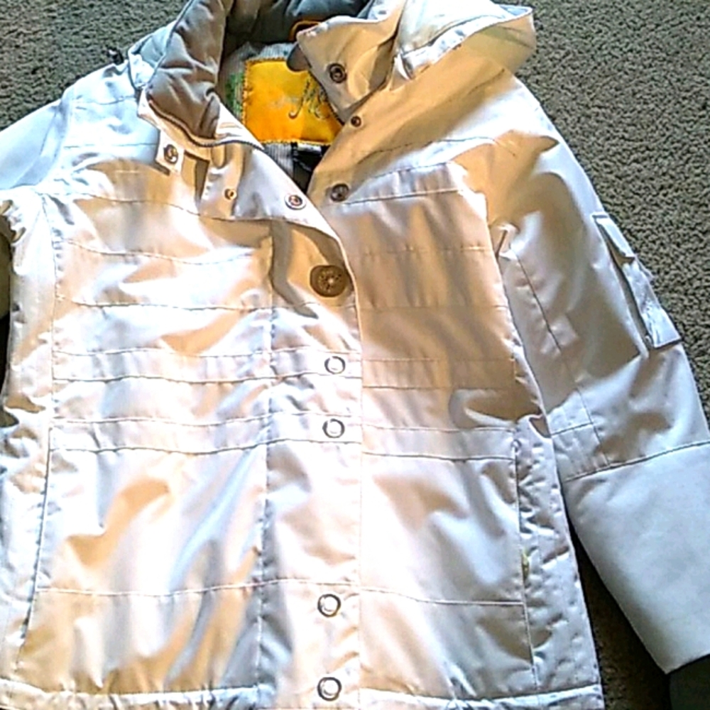 Obermeyer Womens ski jacket (approximate length of jacket (neck to bottom 28 in)
